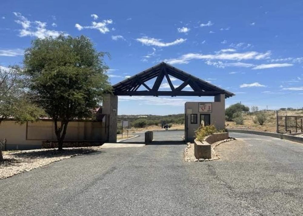 
5HA PLOT HERBOTH BLICK ESTATE FOR SALE 
N$2 200 000

The Estate is located approximately 28km from Windhoek to the Hosea Kutako International airport 

For the Nature lover's Come build your dream house on this beautiful piece of land 
Variety of wild animals that stroll around the estate 
Plot is serviced with water and electricity.

Pre Approved Clients Please Contact Us 

