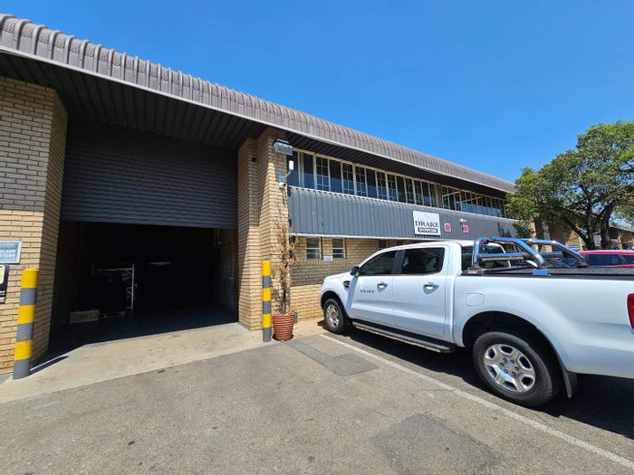 Industrial Unit To Rent in Meadowdale: 1,248.39sqm with 3Phase power and truck access.