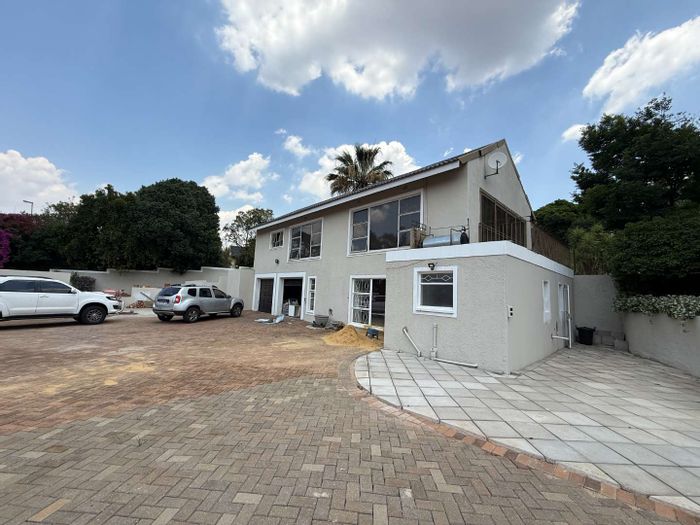 Property #2430238, Cottage Rental Monthly in Randpark Ridge