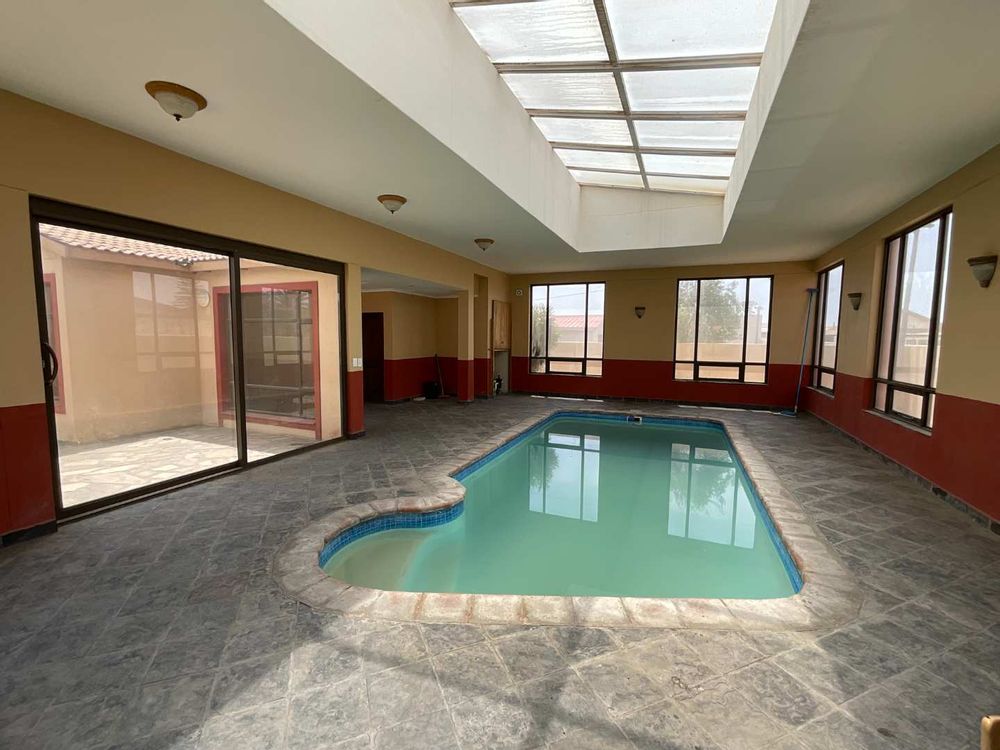 Indoor Pool with Pump.