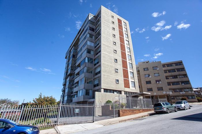 Property #2134535, Apartment for sale in Port Elizabeth Central