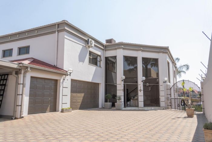 Ludwigsdorf House For Sale: 4 en-suite bedrooms, pool, wine cellar, and garages.