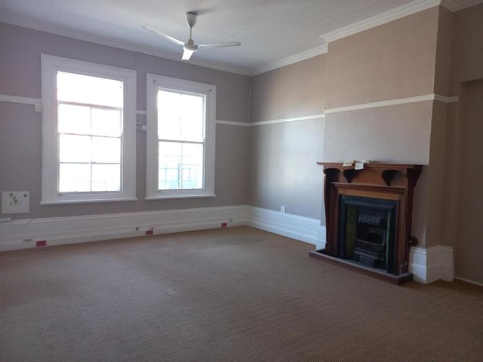 Office To Rent in Mill Park: Versatile spaces, secure parking, prepaid electricity included.