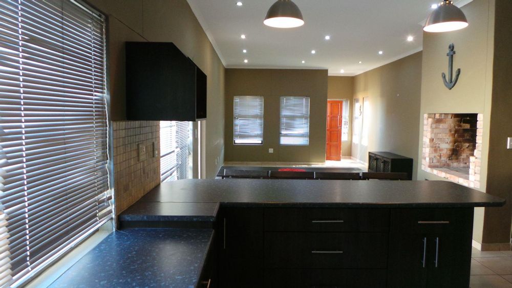 Open kitchen living