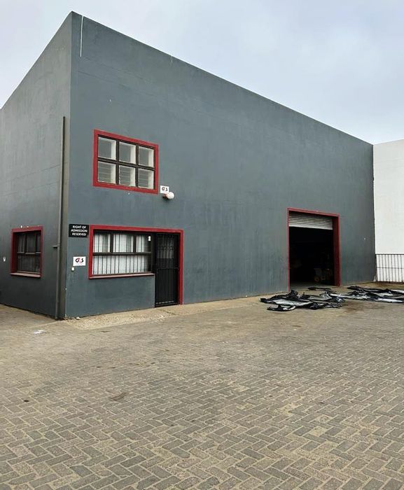 Spacious Business Warehouse for Sale in Walvis Bay Central