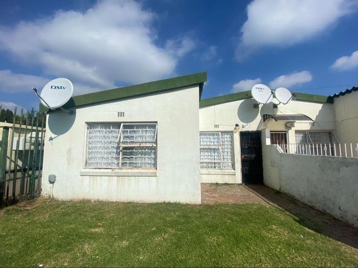 Property #2025022, Cluster sold in Bloubosrand