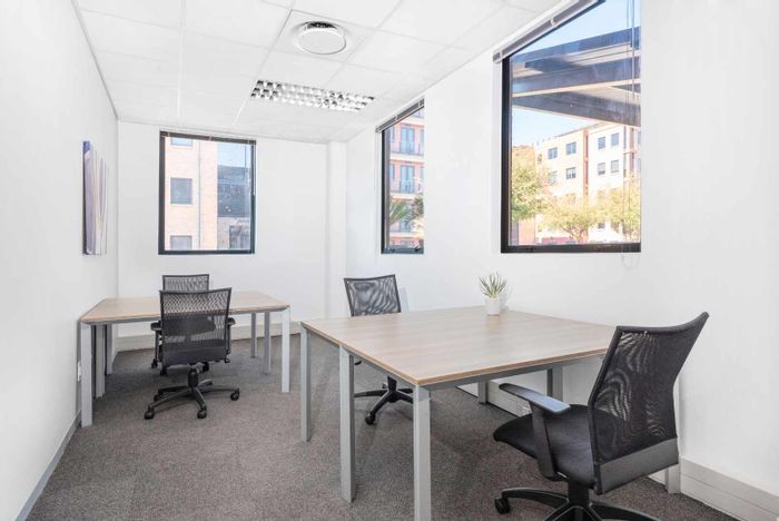 Office to Rent in Johannesburg Central: 25 sqm private space, shared amenities, flexible lease.