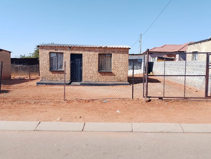 Property #2247302, House For Sale in Zonkezizwe