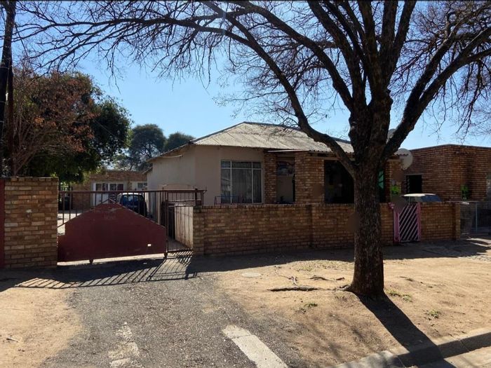 Property #2266305, House for sale in Boksburg North