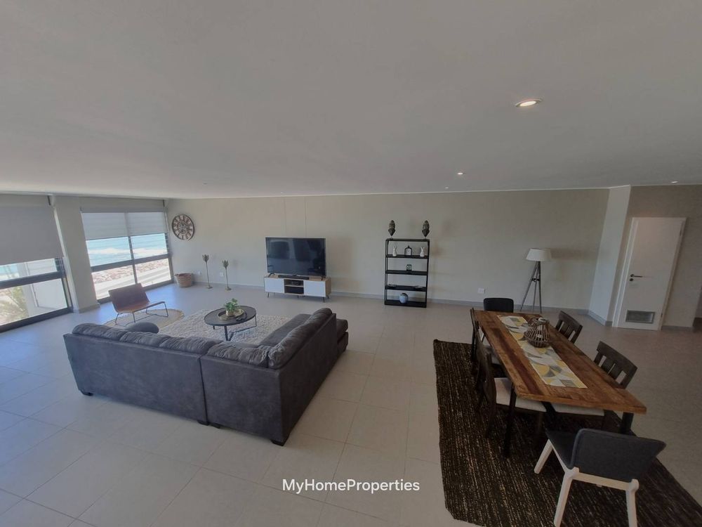 Open plan living and dining area 