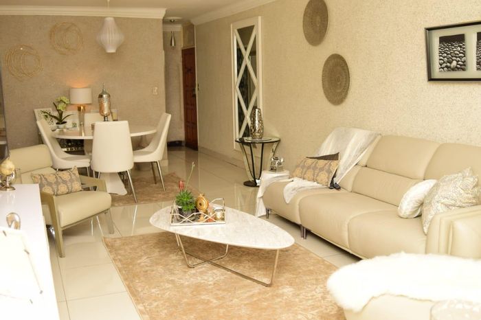 Property #2159308, Apartment rental monthly in Silverton