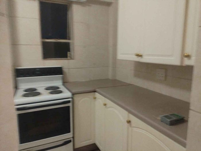 2-Bedroom Apartment To Rent in Weavind Park with parking and nearby amenities.