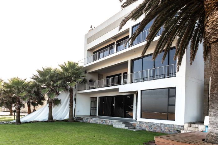 Property #2011842, House sold in Long Beach