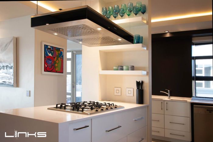 For Sale: Penthouse in Ebotse Golf And Country Estate with rooftop pool and views.