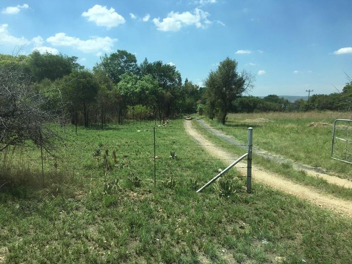 Property #1987273, Small Holding pending sale in Mnandi A H