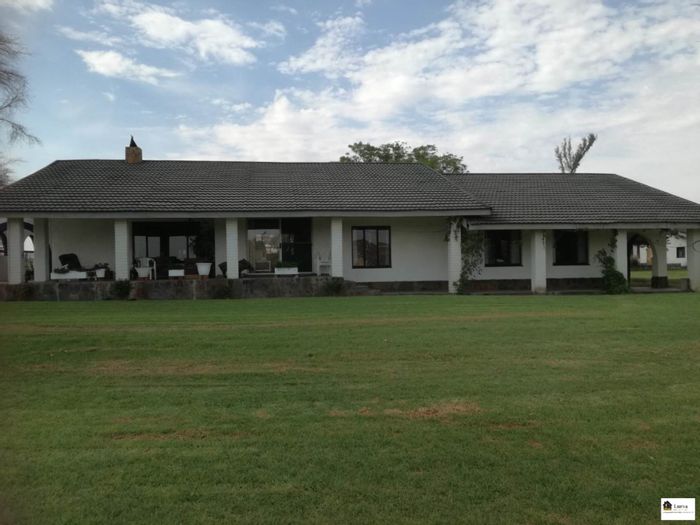 Property #1244750, Farm for sale in Karibib