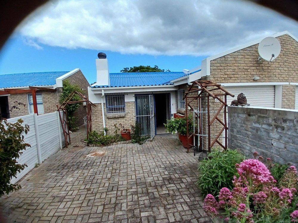 Front View of out Townhouse - with our single Garage On our right).