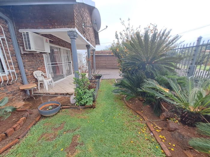 Property #2255208, House rental monthly in Pretoria North