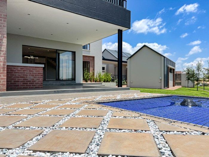 Property #2477567, House For Sale in Midstream Heights