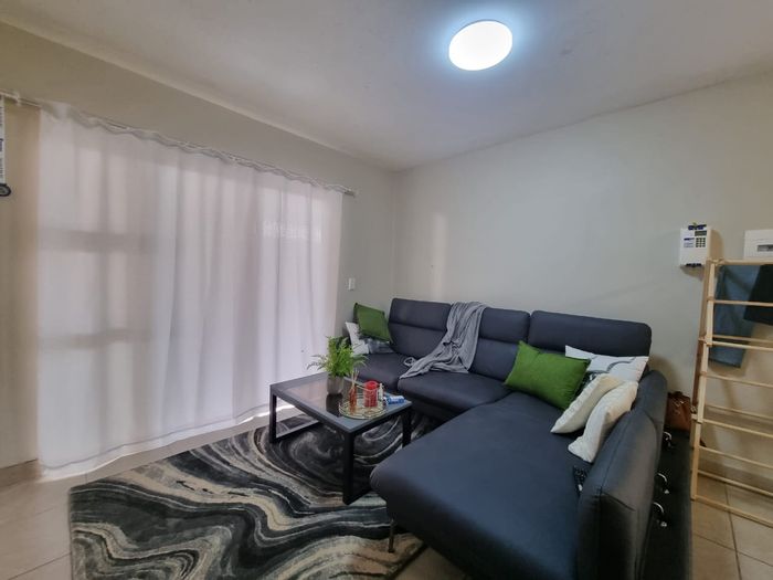 Property #2087340, Apartment for sale in Walvis Bay Central