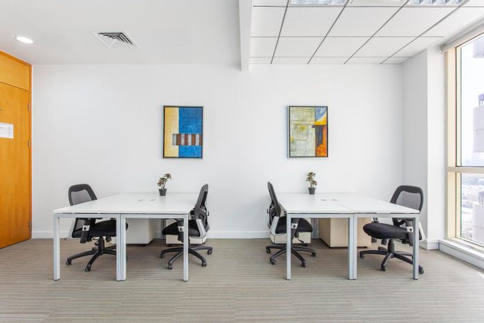 To Rent: Office Space in Founders Hill with Shared Amenities and Flexible Options