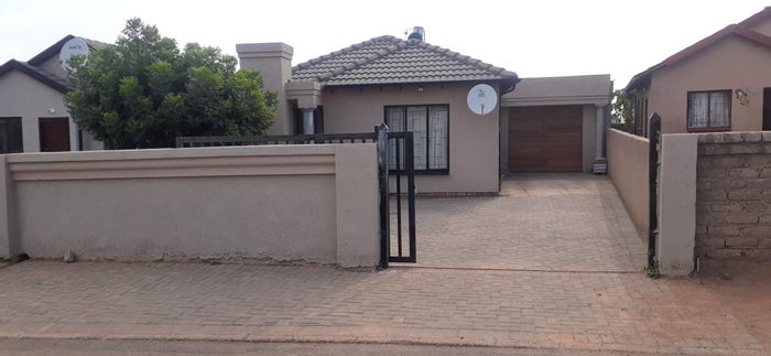 Property #2203391, House for sale in Soshanguve East