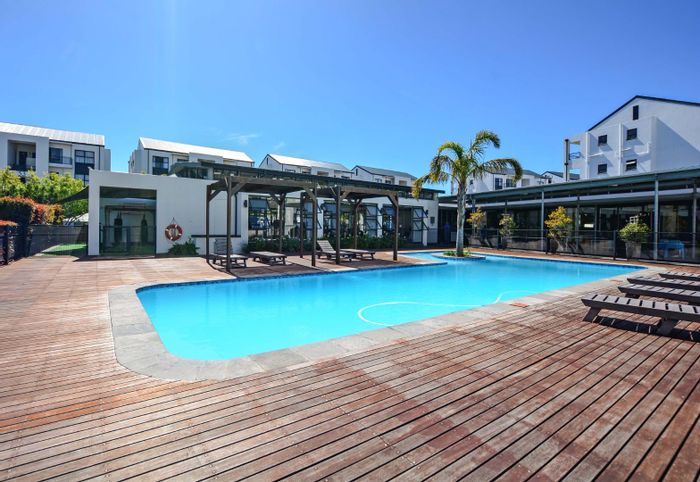 For Sale: 3-bedroom apartment in Sandown with pool, gym, and secure parking.