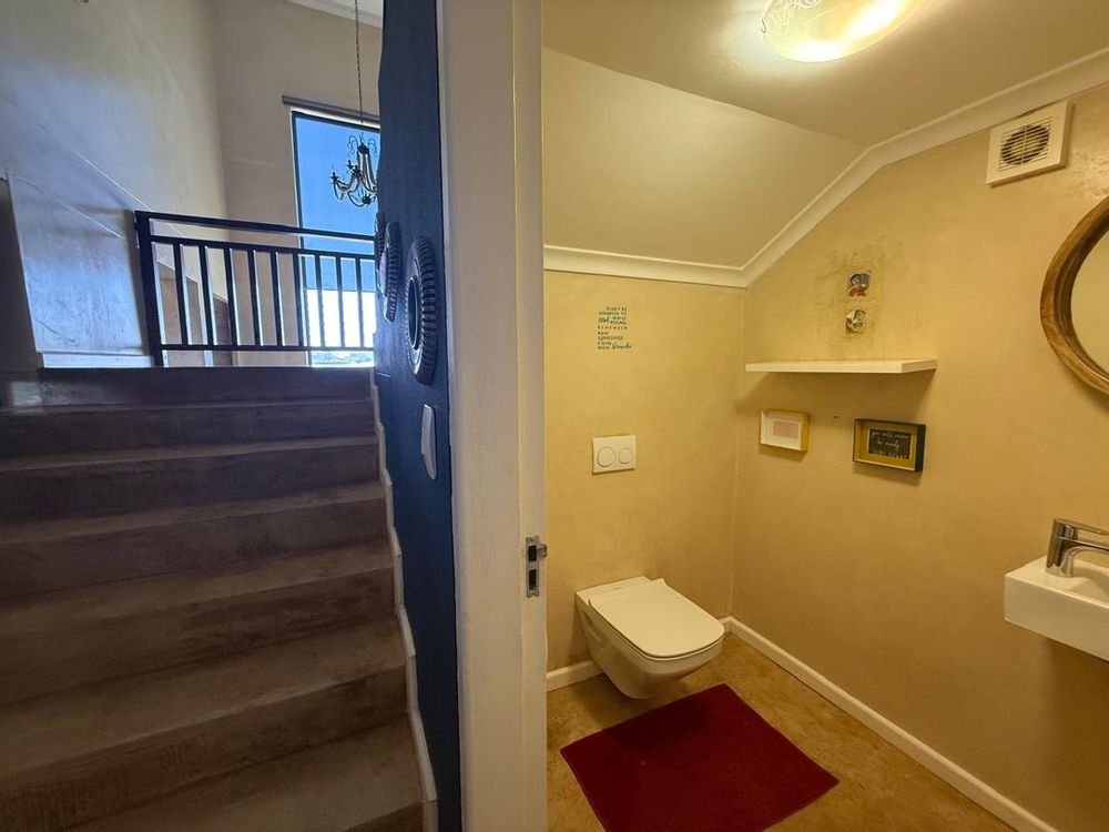 Guest WC and stairway