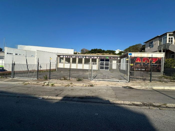 Property #2387933, Business For Sale in Richmond Hill