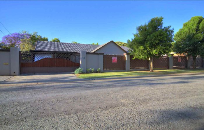 For Sale: Spacious Brackenhurst house with 5 bedrooms, entertainment patio, and solar geyser.