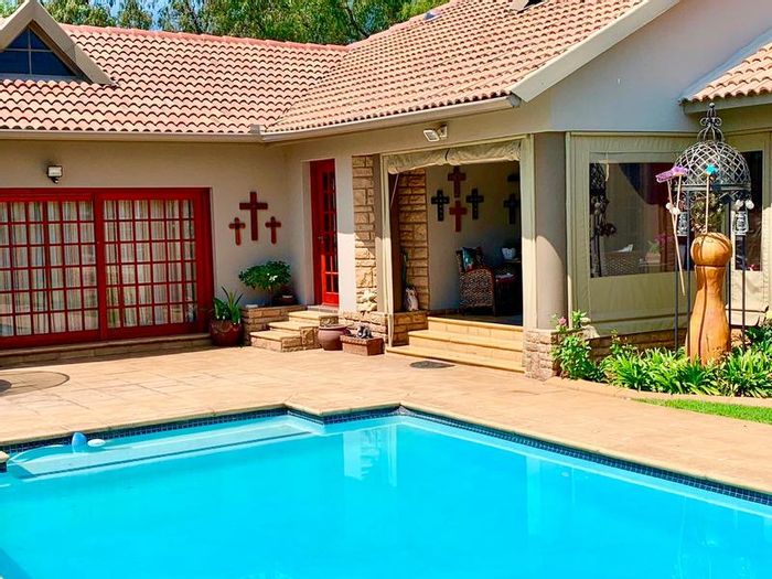 Ruimsig Houses for sale