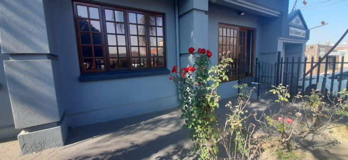 Property #2262984, Office rental monthly in Alberton Central