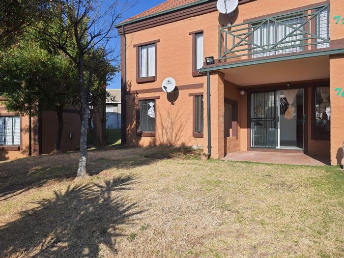 Sundowner Apartment To Rent: Ground floor, spacious, fiber-ready, near amenities.