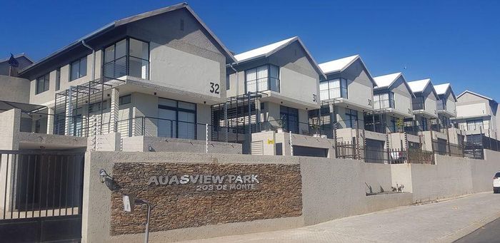 Property #2430325, Townhouse Rental Monthly in Auasblick