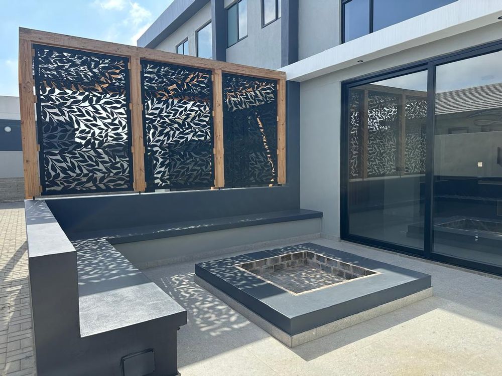 Outdoor Entertainment Area
