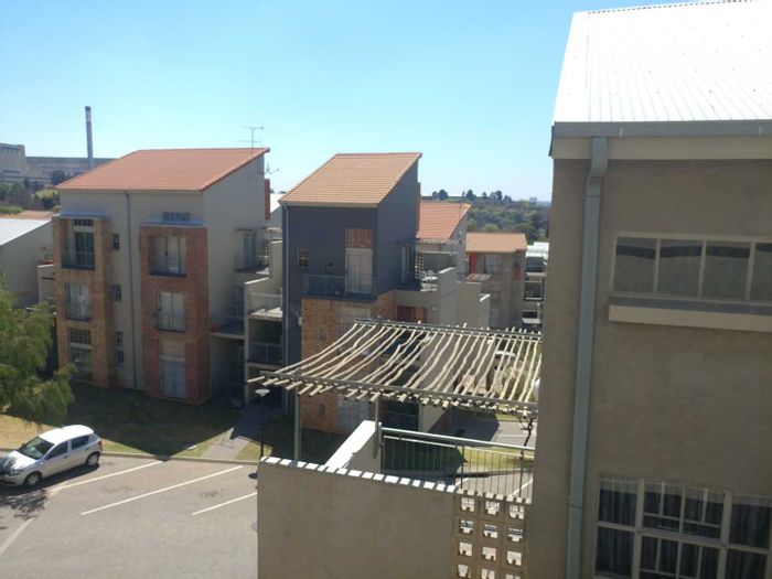 Property #2204356, Apartment rental monthly in Houghton Estate