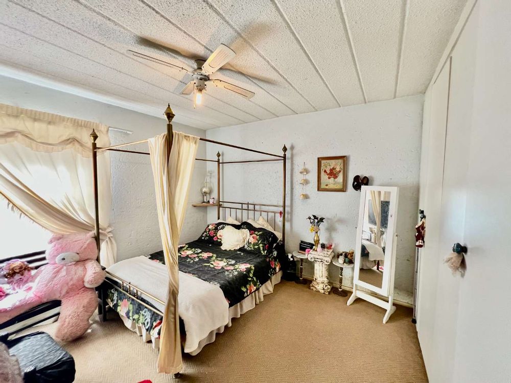 Main Bedroom En-suite