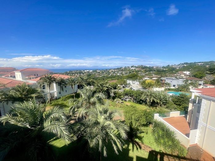 La Lucia Ridge Townhouse For Sale: 3 beds, sea views, direct access, pools.