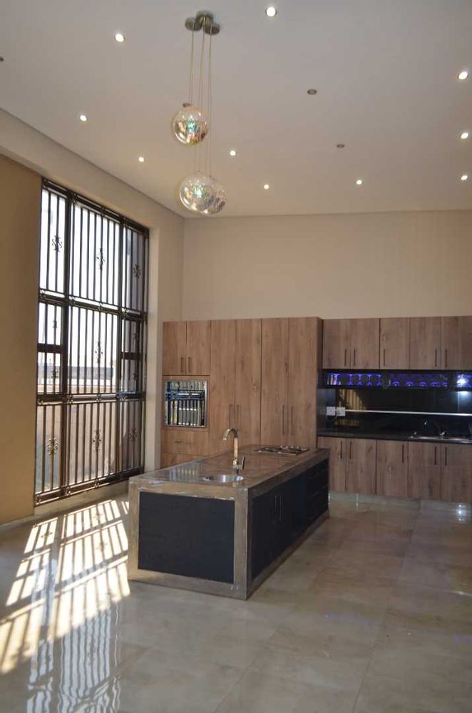 Windhoek Academia, Open Plan Kitchen