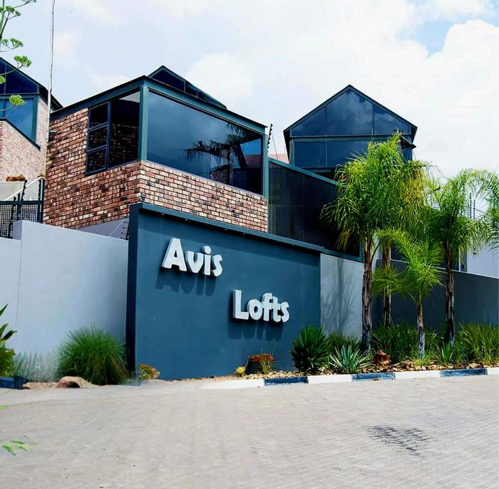 Stunning 3-Bedroom Apartment for Sale in Avis with Pool and Jacuzzi Access!