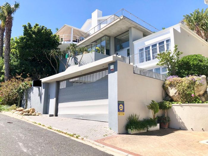 Property #2185030, House for sale in Camps Bay