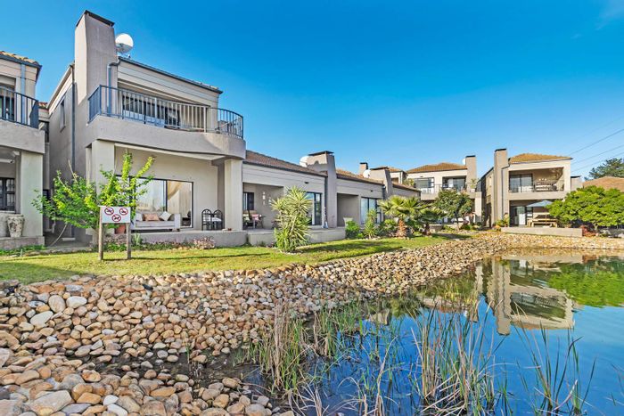 Property #2073392, House sold in Brackenfell South