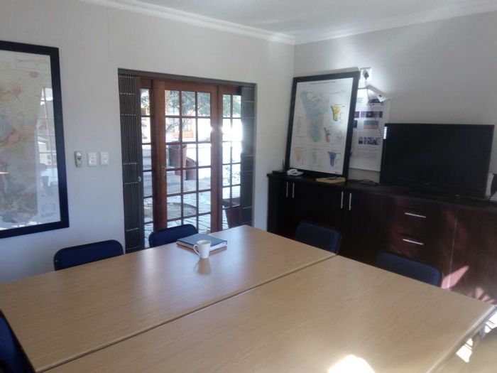 To Rent: Office in Windhoek West with 11 offices, boardroom, and parking.