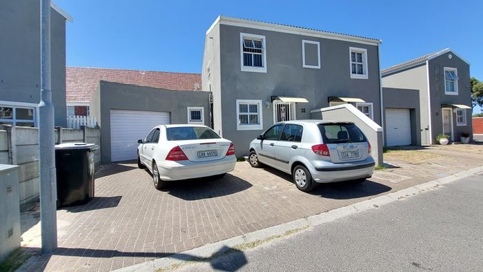 Property #2226694, Townhouse for sale in Hazendal