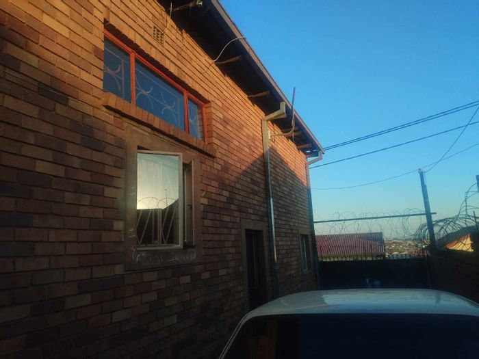 Property #2389185, Cottage Rental Monthly in Mamelodi East