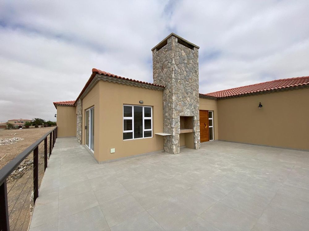 Front entrance and outdoor BBQ