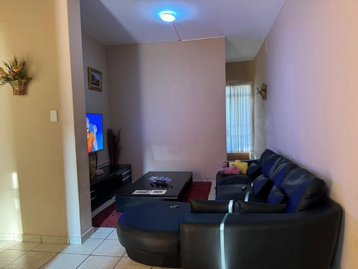 Property #2260357, Apartment rental monthly in Alberton Central