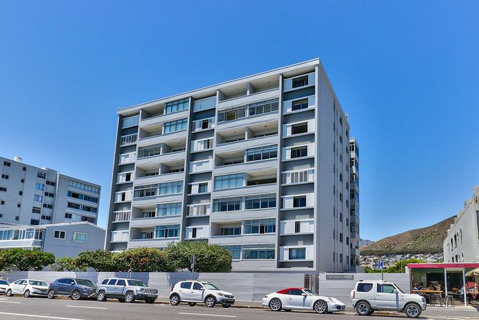 Property #2258772, Apartment for sale in Mouille Point