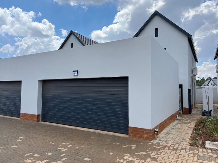 Property #2431188, Townhouse Rental Monthly in Olympus AH