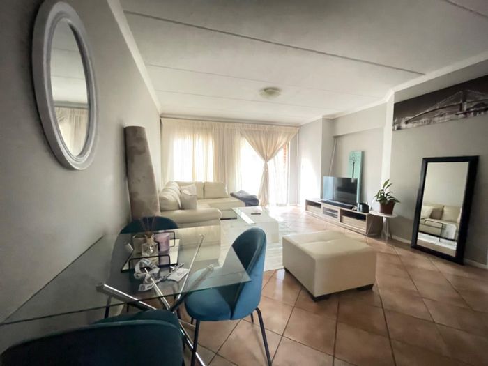 Terenure Apartment For Sale: 2 bedrooms, garden, pet-friendly, prepaid utilities.